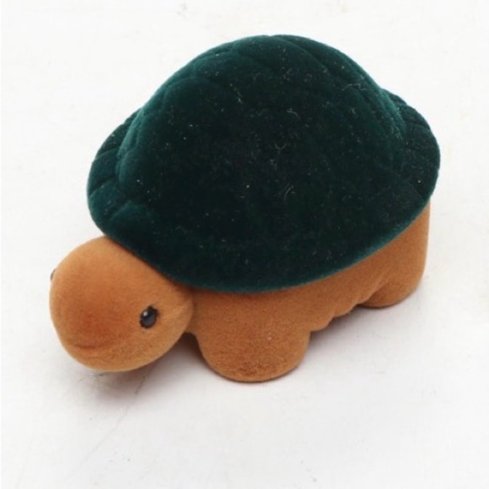 Plush Turtle Earring Box in Green and Brown x3